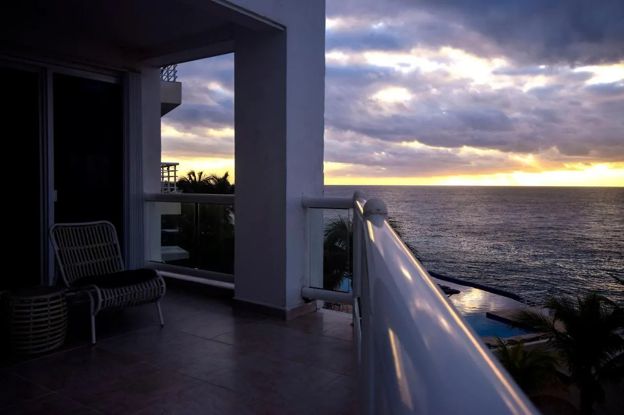 Appartamento Peninsula Grand Condos By Rentals Your Way Cozumel Messico
